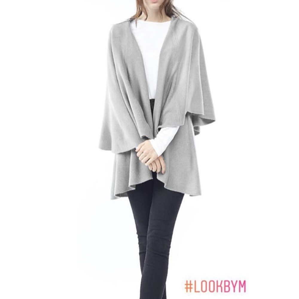 Look by m basic shawl vest in light grey